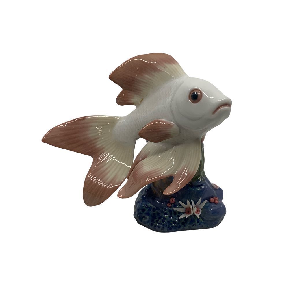 Lladro Pond Dreamer‎ #6859 White/Pink Fish Glossy Porcelain Figurine READ
